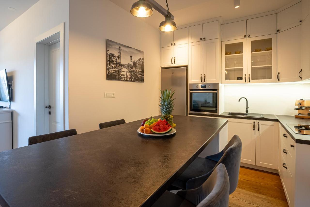 Morska Vila 6 Luxury Apartment Znjan Split Bagian luar foto