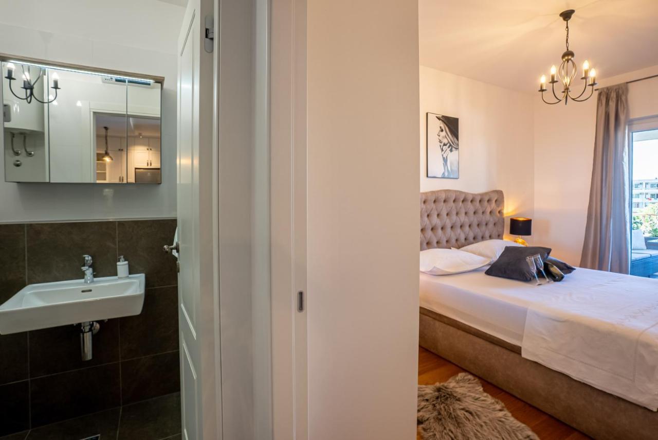Morska Vila 6 Luxury Apartment Znjan Split Bagian luar foto